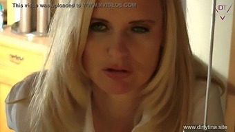 Milf Mature Se Fait Baiser La Chatte Et Le Cul Poilus