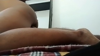 Desi Teen'S Steamy Sex Tape